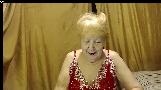 Snapshot of _Estelitta_5 chatting on November 27, 2025, 7:03 pm Estelitta 5 online show from November 27, 2025, 7:03 pm