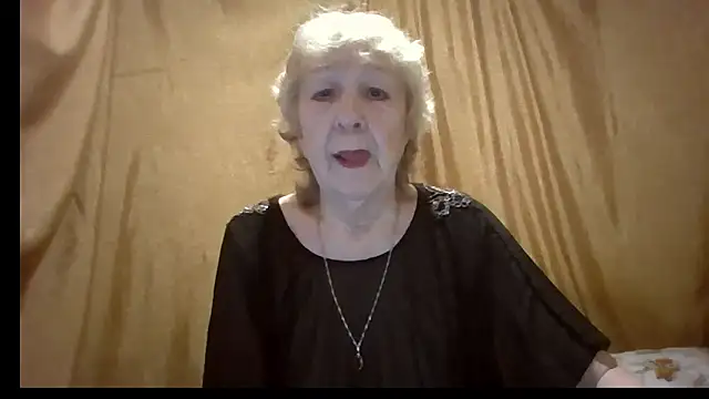 Snapshot of _Estelitta_5 chatting on March 1, 2026, 5:02 pm Estelitta 5 online show from March 1, 2026, 5:02 pm