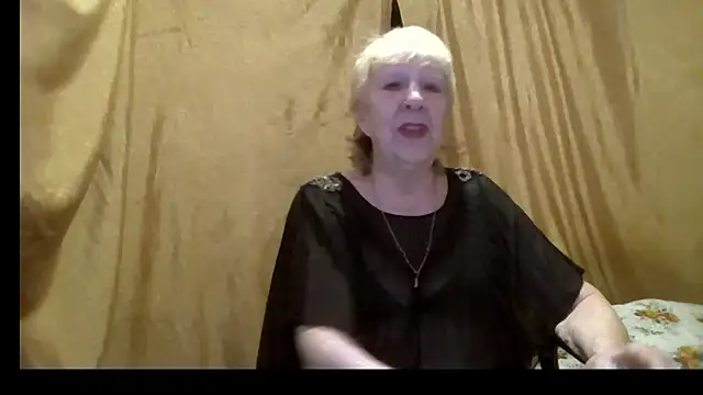 Snapshot of _Estelitta_5 chatting on February 13, 2026, 5:46 pm Estelitta 5 online show from February 13, 2026, 5:46 pm