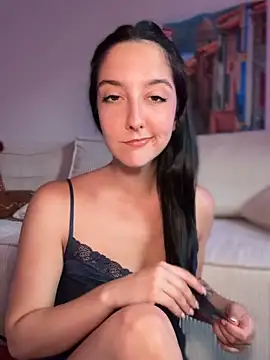 Snapshot of _Juliette chatting on June 16, 2026, 7:03 pm Juliette online show from June 16, 2026, 7:03 pm