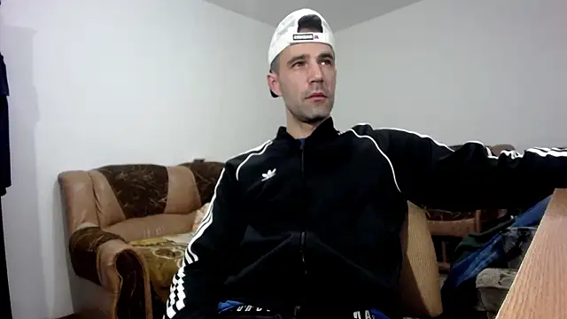 I like older menn online show from February 20, 2026, 6:10 am