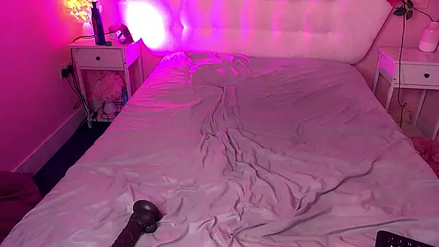 JanesaMiaBabestationx online show from February 27, 2025, 9:14 pm