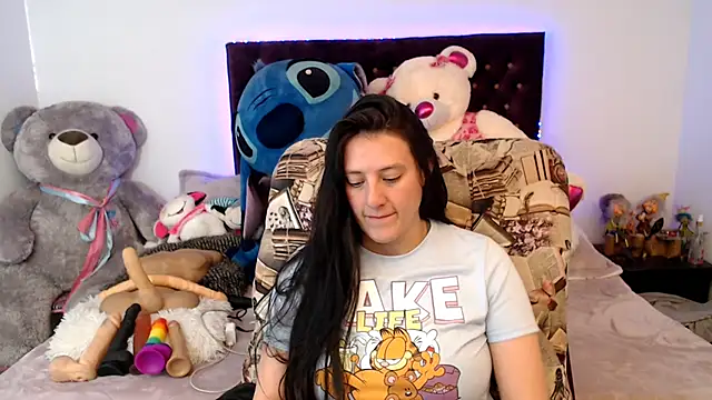 Snapshot of Lorenahot_06 chatting on February 4, 2026, 6:25 pm Lorenahot 06 online show from February 4, 2026, 6:25 pm