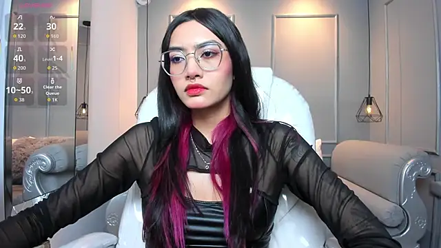 Snapshot of AzuraKindong chatting on January 7, 2026, 7:19 pm AzuraKindong online show from January 7, 2026, 7:19 pm