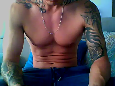 Skater29xx2 online show from March 10, 2025, 5:18 pm