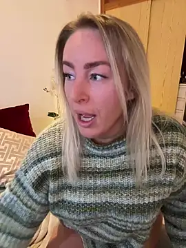 Snapshot of ChristyAdair chatting on February 25, 2025, 3:20 pm ChristyAdair online show from February 25, 2025, 3:20 pm