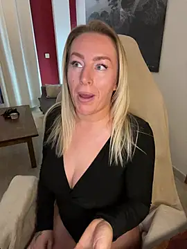 Snapshot of ChristyAdair chatting on March 10, 2025, 6:23 pm ChristyAdair online show from March 10, 2025, 6:23 pm