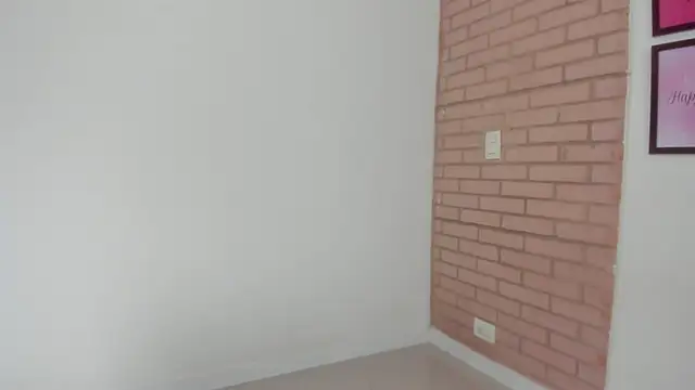 Snapshot of Vera_Fernandez chatting on March 2, 2026, 10:17 pm Vera Fernandez online show from March 2, 2026, 10:17 pm