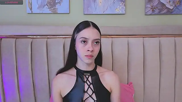 sophiia grey 1 online show from September 24, 2025, 8:59 pm