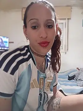 Snapshot of Zorrita_Fox chatting on June 12, 2026, 5:27 am Zorrita Fox online show from June 12, 2026, 5:27 am