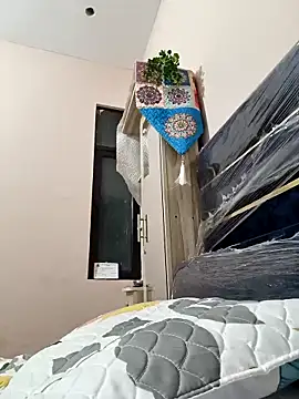 Husnpari20 online show from March 9, 2026, 4:05 am