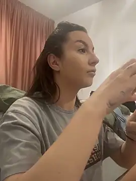 SecretSienna online show from March 9, 2026, 2:04 am