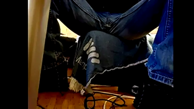 Pegg-fist-me online show from November 13, 2025, 2:37 am