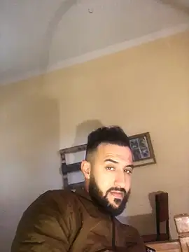 Snapshot of ClatteryPrexy chatting on December 31, 2024, 11:09 am ClatteryPrexy online show from December 31, 2024, 11:09 am