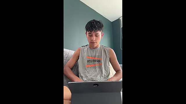 Angel esteban fx online show from March 26, 2026, 9:02 pm