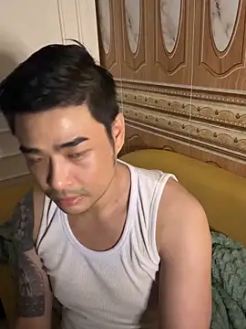 Snapshot of Asianhif chatting on October 18, 2025, 3:36 pm Asianhif online show from October 18, 2025, 3:36 pm