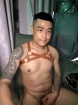 Asianhif online show from April 16, 2026, 9:39 pm