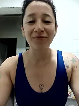Snapshot of emilypoppy3 chatting on May 15, 2026, 11:03 pm emilypoppy3 online show from May 15, 2026, 11:03 pm