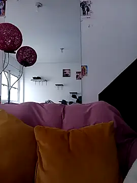 emilypoppy3 online show from November 26, 2025, 2:06 pm