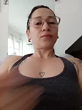 emilypoppy3 online show from May 23, 2026, 12:48 pm