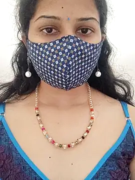 Snapshot of Angleannie chatting on October 18, 2025, 2:13 am Angleannie online show from October 18, 2025, 2:13 am