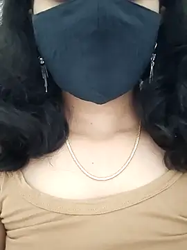 Snapshot of Angleannie chatting on October 6, 2025, 4:30 pm Angleannie online show from October 6, 2025, 4:30 pm