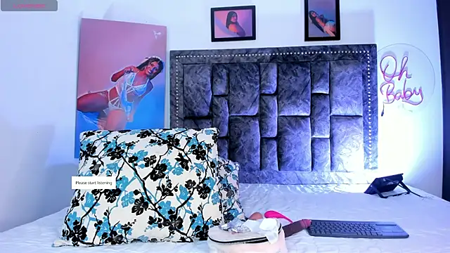 CandyRoxx1  online show from November 19, 2025, 5:35 pm