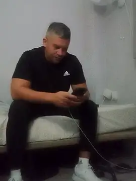 antonioM84 online show from November 26, 2025, 6:52 pm