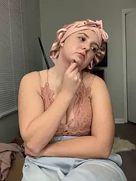 Snapshot of cammy2 chatting on January 21, 2025, 5:16 am cammy2 online show from January 21, 2025, 5:16 am