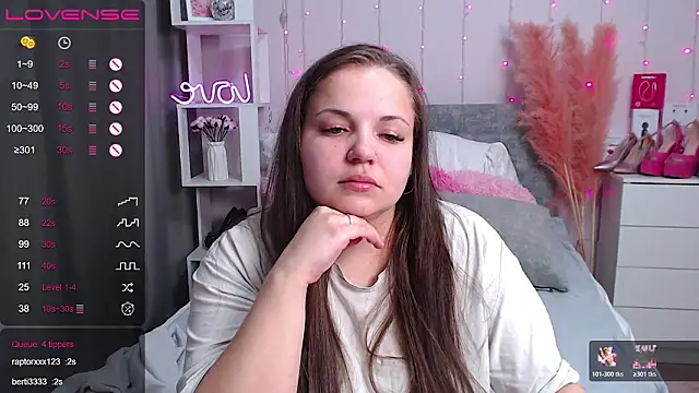 Snapshot of Crazyy_girl_ chatting on March 13, 2026, 7:46 am Crazyy girl online show from March 13, 2026, 7:46 am