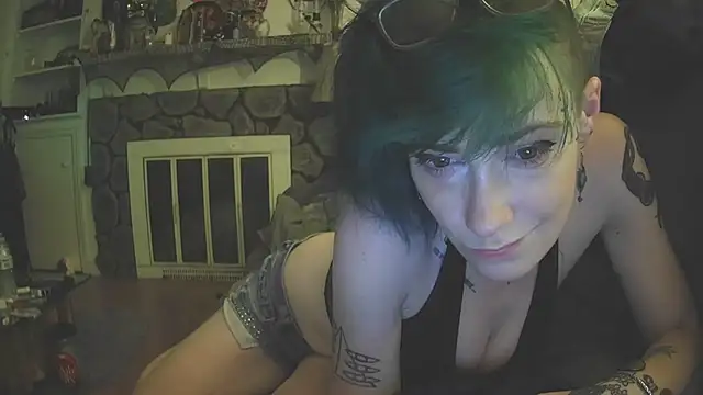 Snapshot of Emily0903 chatting on October 3, 2025, 12:03 am Emily0903 online show from October 3, 2025, 12:03 am