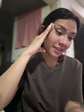 Mila Morgan online show from November 14, 2025, 3:05 pm