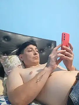 TuBandi2 online show from December 1, 2025, 2:12 am