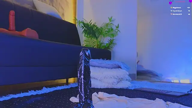 Snapshot of Isa__Blanc chatting on February 20, 2026, 6:26 am Isa Blanc online show from February 20, 2026, 6:26 am