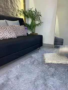 Isa  Blanc online show from March 28, 2026, 3:18 am