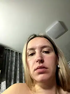 MerlinDave online show from December 21, 2025, 2:24 am