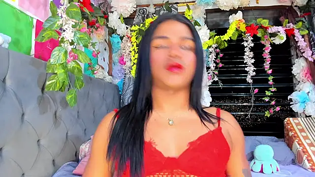 Snapshot of Karly_coffe chatting on June 3, 2026, 6:47 am Karly coffe online show from June 3, 2026, 6:47 am