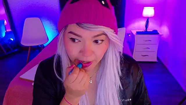 Cuckold lover69 online show from February 23, 2025, 1:21 pm