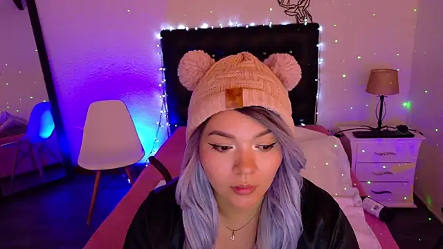 Cuckold lover69 online show from March 22, 2025, 8:18 am