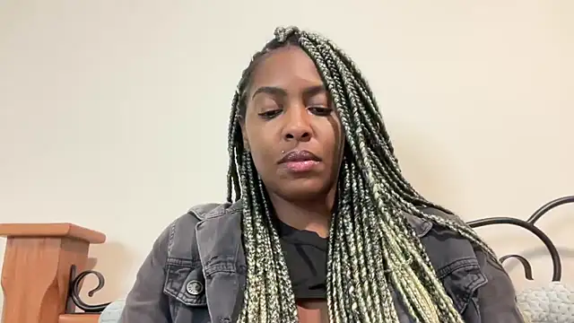 marisilva br online show from October 22, 2025, 11:36 pm