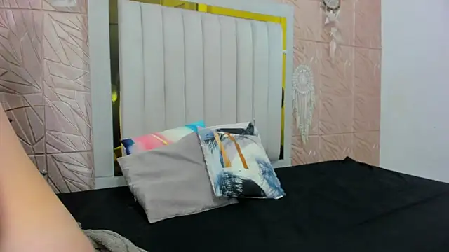 Snapshot of Ammy_Connor1 chatting on October 22, 2025, 8:08 pm Ammy Connor1 online show from October 22, 2025, 8:08 pm