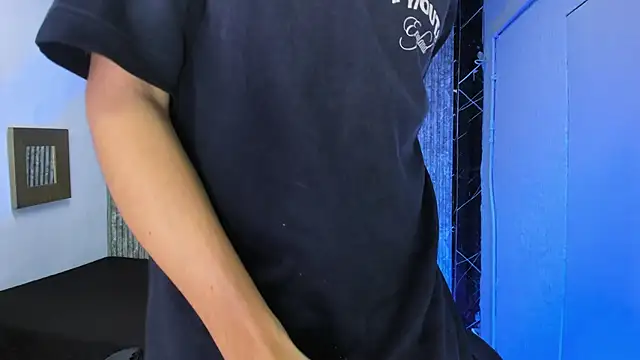 Mike 0233  online show from December 20, 2025, 4:26 am