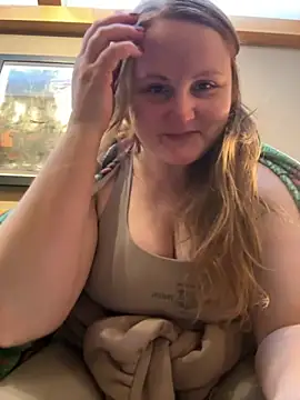 GingerSnap33 online show from December 3, 2025, 8:08 pm