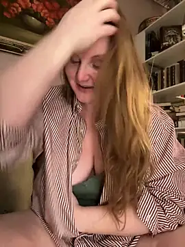 GingerSnap33 online show from March 5, 2026, 3:14 am