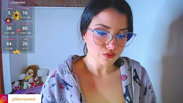 juli05star20 online show from September 25, 2025, 12:27 am