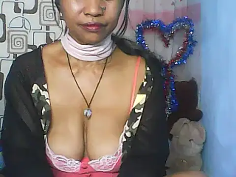 nene belle online show from December 20, 2025, 5:43 am
