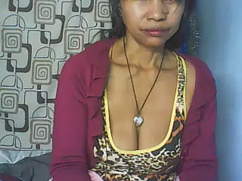 Snapshot of nene_belle chatting on June 26, 2026, 7:58 am nene belle online show from June 26, 2026, 7:58 am