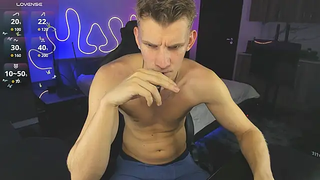 Snapshot of Brad_Maloney chatting on October 26, 2025, 10:10 pm Brad Maloney online show from October 26, 2025, 10:10 pm