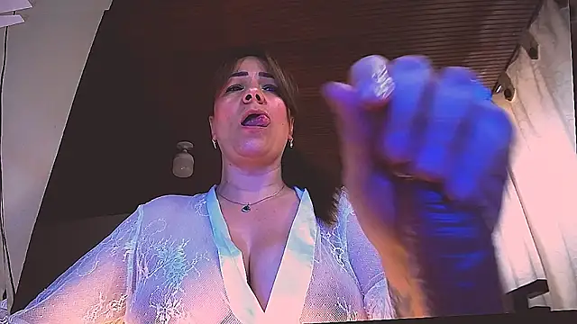 wandarubio online show from February 27, 2026, 9:36 pm