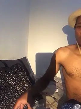 MixedItem online show from October 7, 2025, 7:37 pm